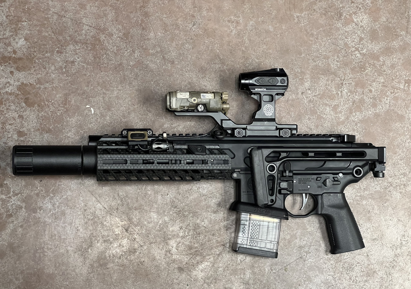 Spectre ISR Rail 8 inch for  Rattler 5.5 inch Barrel