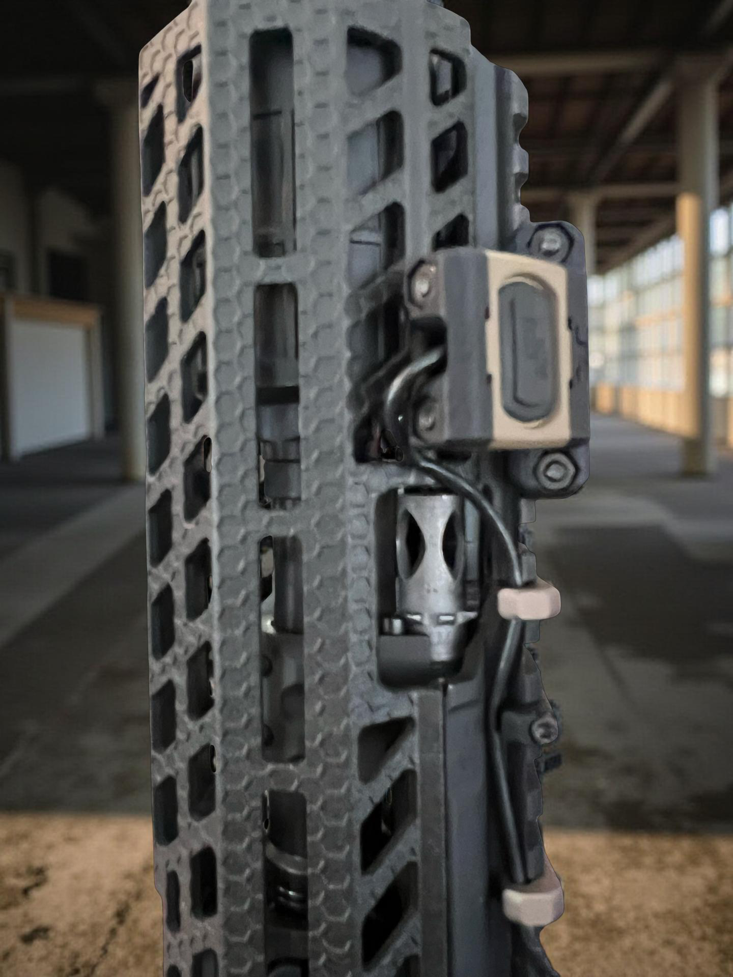 Spectre ISR Rail 8 inch for  Rattler 5.5 inch Barrel